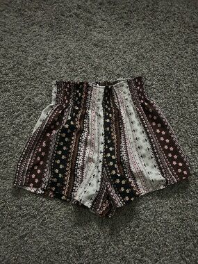 SHEIN High-Waist Boho Floral Stripe Shorts - Pink/Black/White